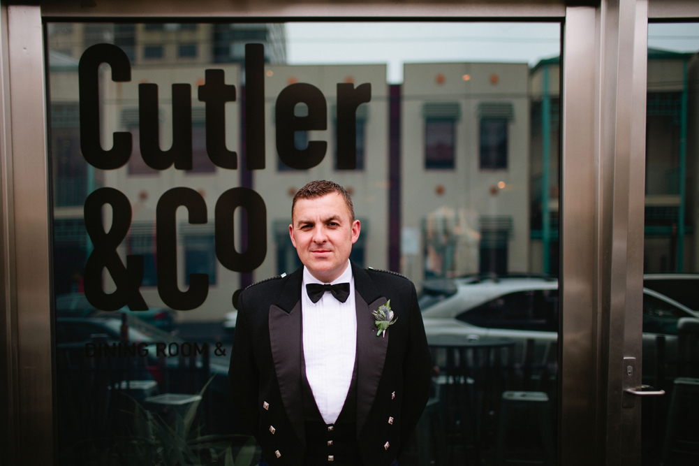 http://photography.cleverdeer.com/files/gimgs/7_kaz-wedding2358.jpg